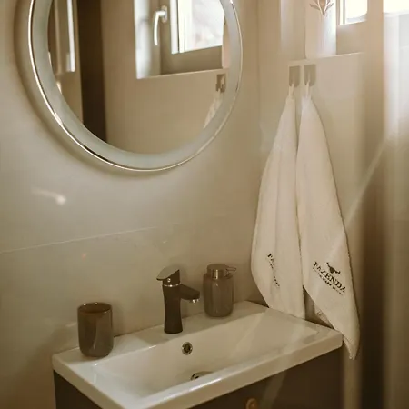 Nowoczesny Drewniany Chill House