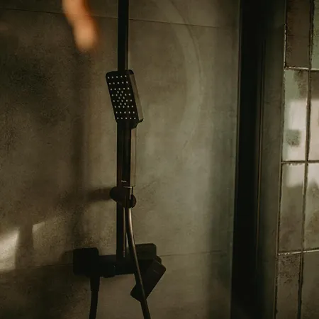 Nowoczesny Drewniany Chill House